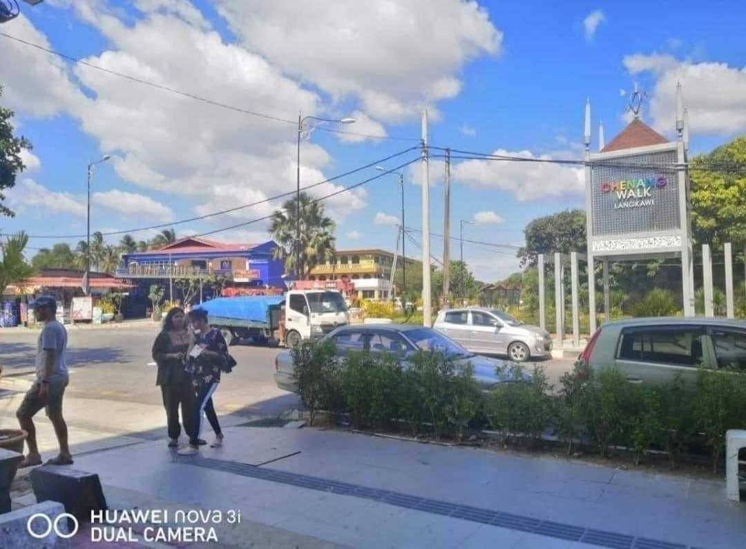 Nu Melati Hotel Pantai Cenang  Exterior foto